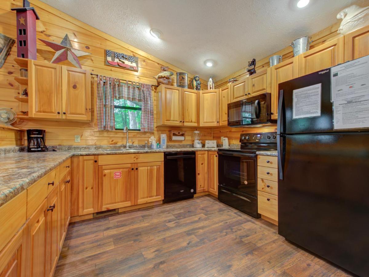 Great Expectations, 3 Bedrooms, Fireplace, Pool Table, Hot Tub, Sleeps 10 Gatlinburg Εξωτερικό φωτογραφία