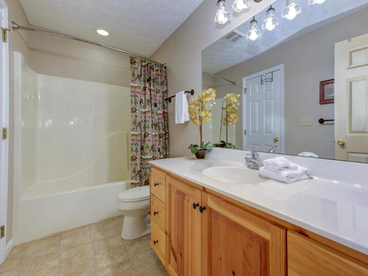 Great Expectations, 3 Bedrooms, Fireplace, Pool Table, Hot Tub, Sleeps 10 Gatlinburg Εξωτερικό φωτογραφία