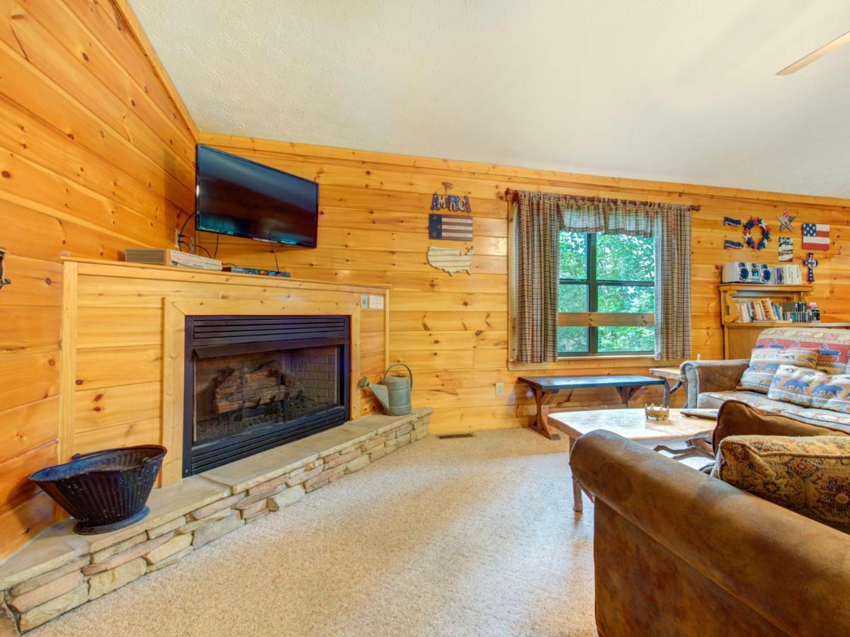 Great Expectations, 3 Bedrooms, Fireplace, Pool Table, Hot Tub, Sleeps 10 Gatlinburg Εξωτερικό φωτογραφία