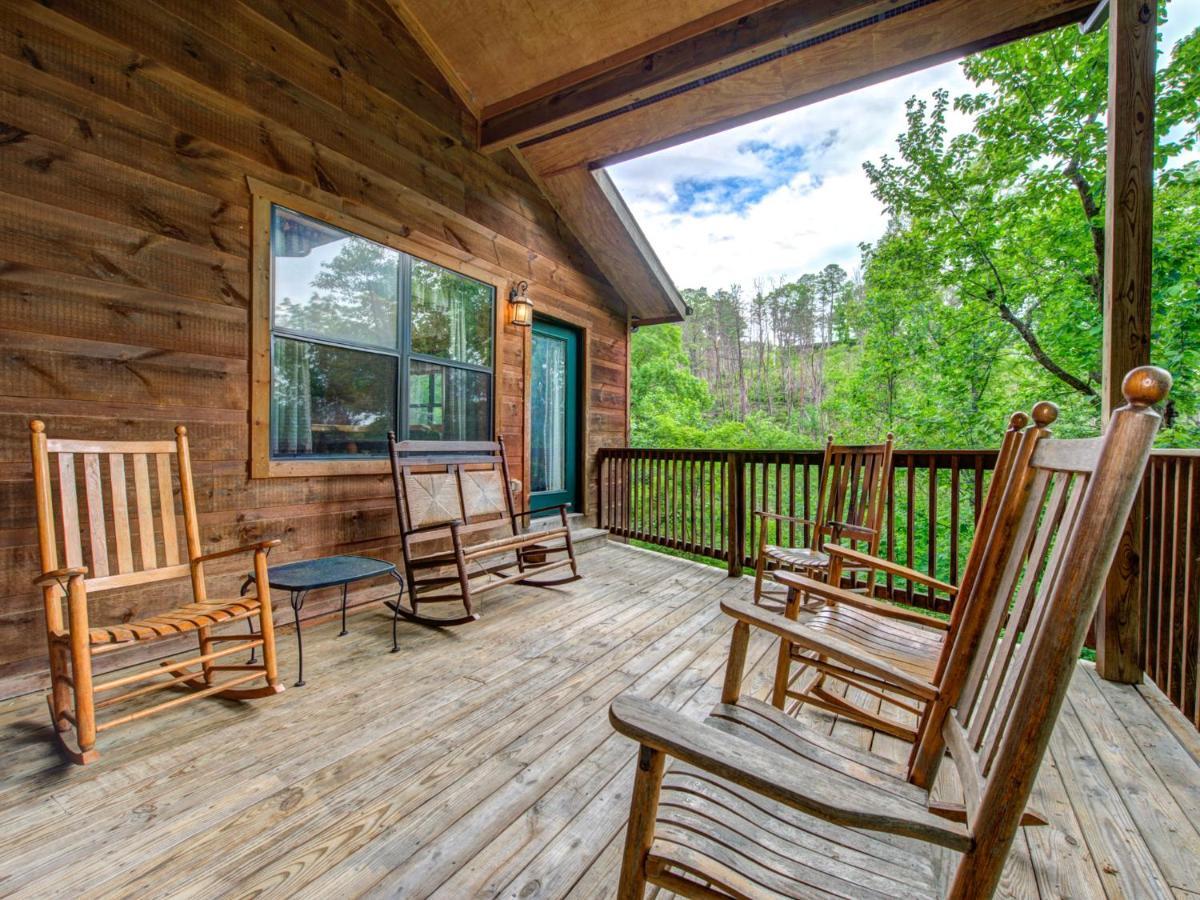 Great Expectations, 3 Bedrooms, Fireplace, Pool Table, Hot Tub, Sleeps 10 Gatlinburg Εξωτερικό φωτογραφία